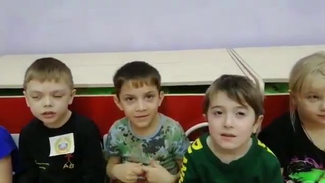 Блиц-опрос к 8 марта. Подготовительная группа. Воспитатель Сигова Л. В. смотреть онлайн