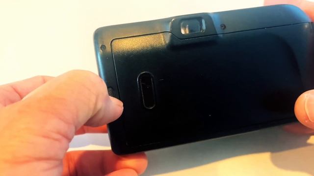 Learn How to Use A Canon Snappy AF, A 1989 Analog Film Camera смотреть онлайн