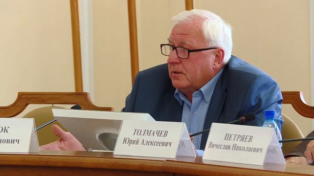 Людей хватает, а работать некому смотреть онлайн