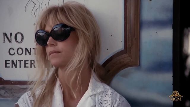 THE GOLDIE HAWN TRIBUTE