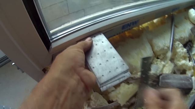 60. Ремонт в новой квартире для сына (Снять штапики пластикового окна) смотреть онлайн