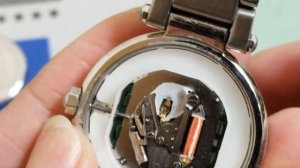 Tips & Tricks On How To Change MK Michael Kors Watch Battery!