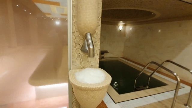 Однажды в Покровских банях на Новой риге смотреть онлайн