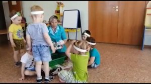 Занятие в группе раннего возраста. Игра "Огуречик, огуречик"