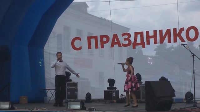 Лучший город Земли - Варвара Лазуткина и Павел Шнипов смотреть онлайн