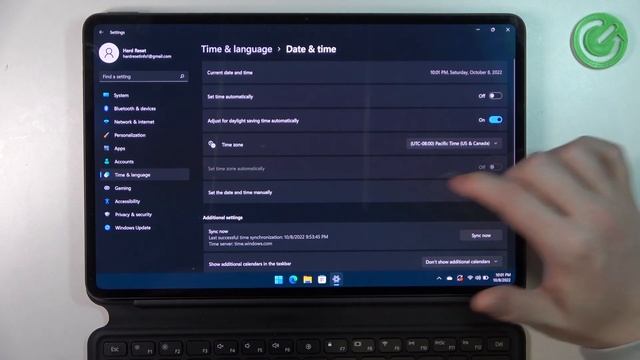 HUAWEI MateBook E Windows 11 - How To Change Date & Time Settings смотреть онлайн