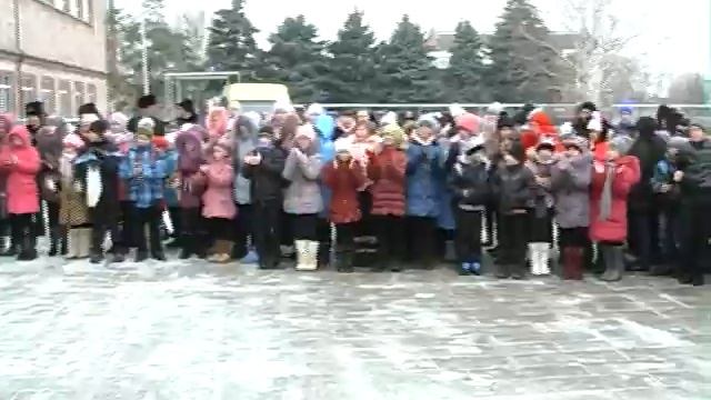 Старый Новый год у РДК ст.Тбилисской.mp4 смотреть онлайн