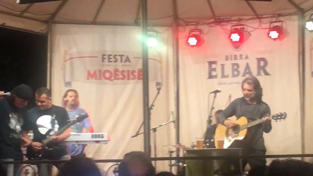 Aleksander Gjoka, Redon Makashi, Elton Deda Justin Biber ne Mitrovice смотреть онлайн