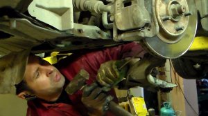 Снятие, установка переднего рычага, замена заднего сайлентблока переднего рычага, Nissan Qashqai