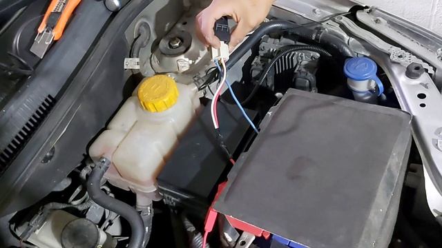 como INSTALAR FAROS de NIEBLA en tu auto TUNING AVEO смотреть онлайн