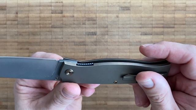 Стриж большой. Мастерская Чебуркова. BÖHLER M390 MICROCLEAN. Титан бронзовый. смотреть онлайн