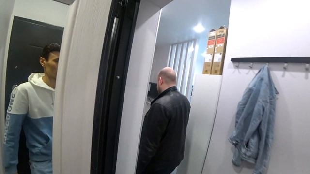 ИНВЕСТРЕМОНТ: разделили однушку на две студии + розыгрыш 1000 рублей! Как сделать ремонт в 2021 год смотреть онлайн