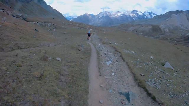 Verso il Rifugio Vittorio Sella смотреть онлайн