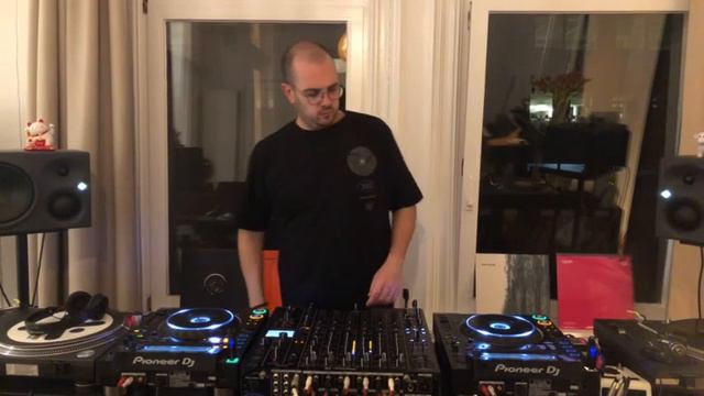 Victor Ruiz on Creative State Live смотреть онлайн