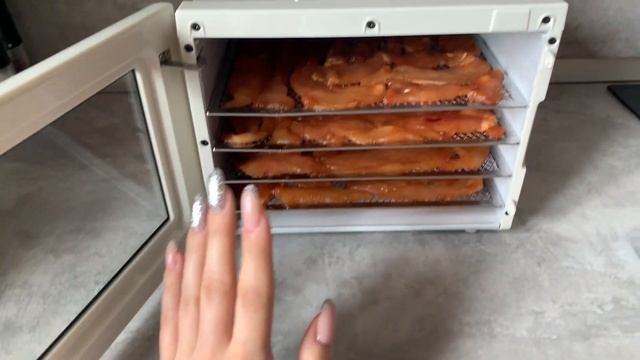 Обзор сушилки для овощей и фруктов Kitfort KT-1915-1 смотреть онлайн