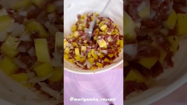 САМЫЙ ВКУСНЫЙ И ЛЕГКИЙ МЯСНОЙ ПИРОГ? смотреть онлайн