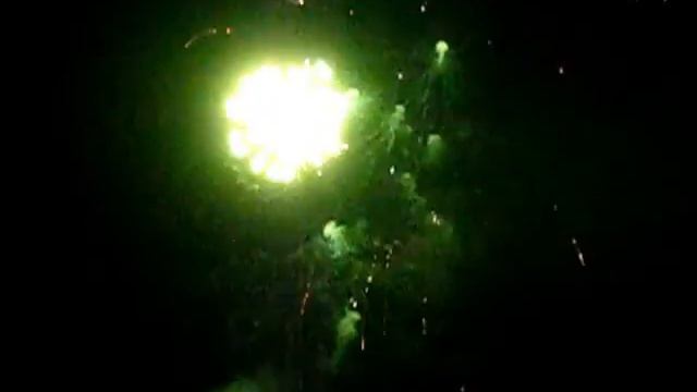 Салют в ст.Вёшенская.28 мая 2011г. смотреть онлайн