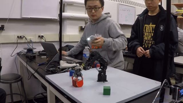 Robot manipulator - Pick n’ stack (task 2) смотреть онлайн