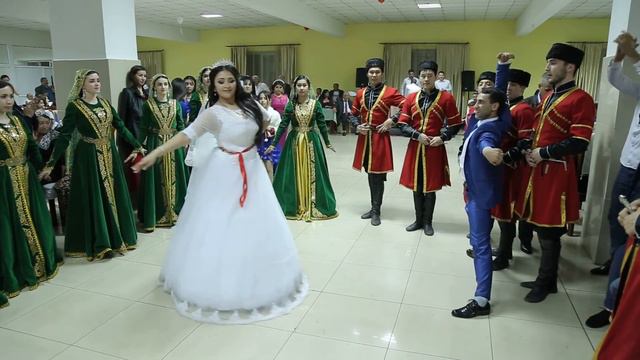 Ансамбль Кавказ Приветственная лезгинка. Свадьба Джамала 30.04.2016 Усть-Каменогорск смотреть онлайн