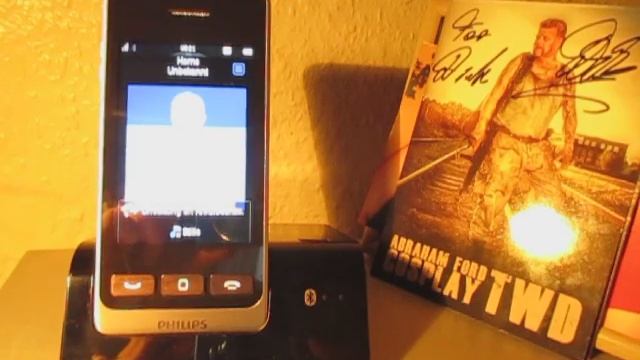 Philips S10a TWD Style смотреть онлайн