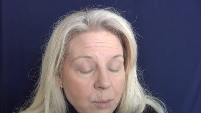 How to Wear Minimal Makeup смотреть онлайн