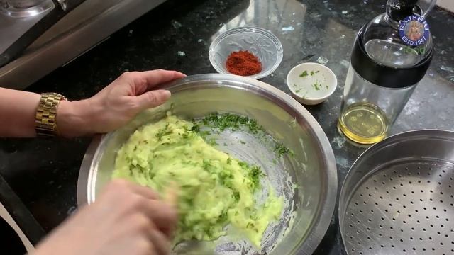 Khichu | Famous Gujarati Recipe | How To Make Rice Khichu | Quick & Easy Rice Recipe | Ruchi смотреть онлайн
