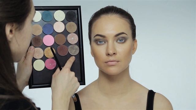 Smoky eyes смотреть онлайн