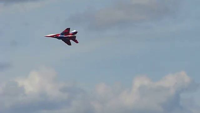 Стрижи. Высший пилотаж.Аerobatics. смотреть онлайн