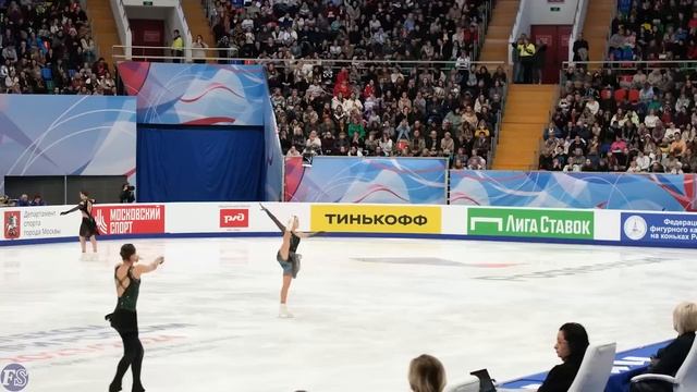 Камила ВАЛИЕВА | Четверной тулуп! разминка женщин перед произвольной программой 6 этап России Москв смотреть онлайн
