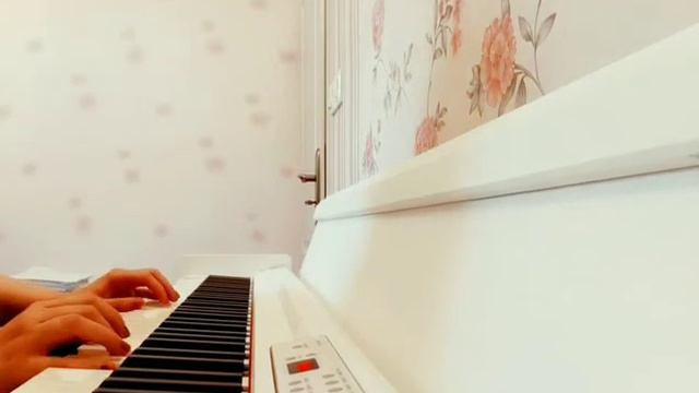 Moscow nights/piano 🎹 смотреть онлайн
