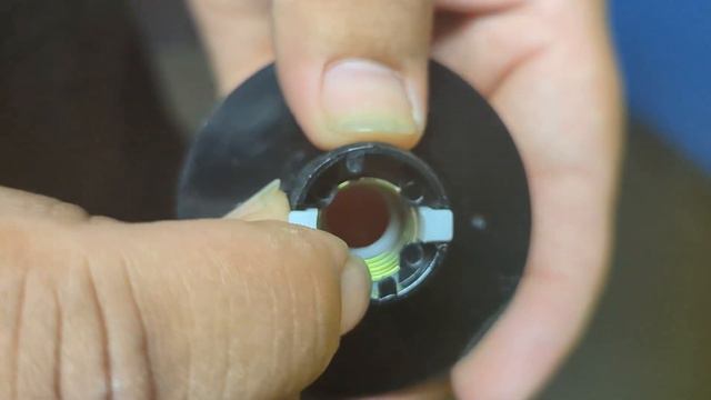 Removing or swapping the red buttons - Hobby Station How to Series смотреть онлайн