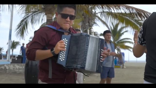 EL SANTO CACHON Los Bravos y Su Orq. ft Andy Garcia смотреть онлайн