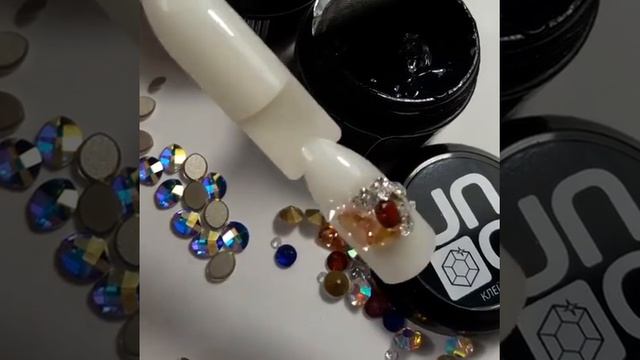 Клей-гель Uno смотреть онлайн