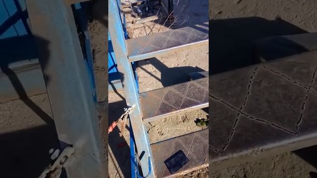 Самодельный полуавтомат на аккумуляторах . смотреть онлайн