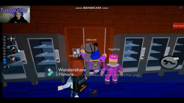 ROBLOX PIGGY LAURA'S POOL MAP (PIGGY BUILD MODE) смотреть онлайн