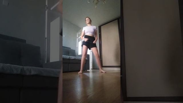 танец под песню I got Love в конце чють не збила люстру смотреть онлайн