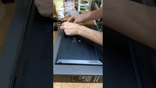 ASUS UX3402VA laptop смотреть онлайн