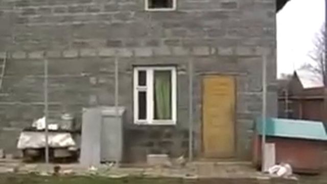 Испытание на прочность.Падение блока из Арболита и из Газобетона .