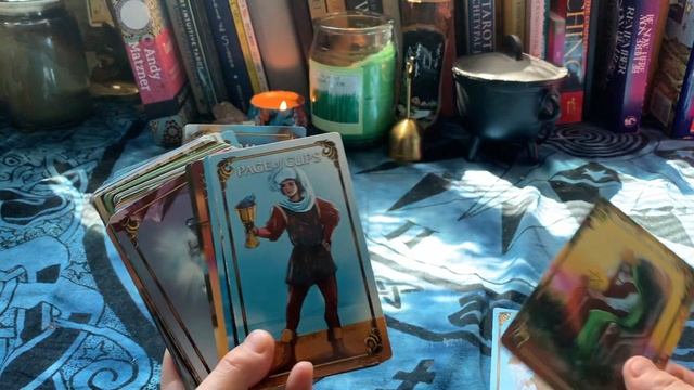5 Decks I Don't Often Use | Casual Flip-Through & Chit-chat | Collective Tarot Reading Messages смотреть онлайн
