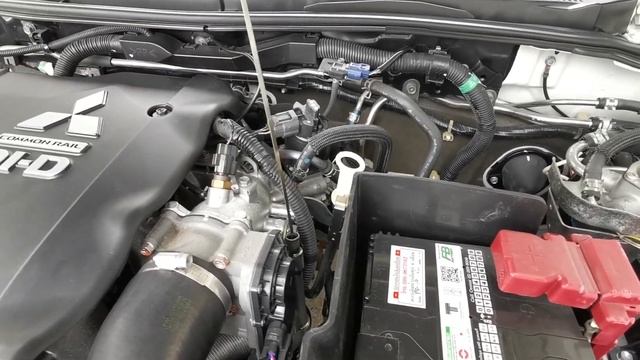 รีวิว Mitsubishi Pajero Sport 2.5 GT ปี 2014 เกียร์ออโต้ สีขาว | NS CAR CENTER смотреть онлайн