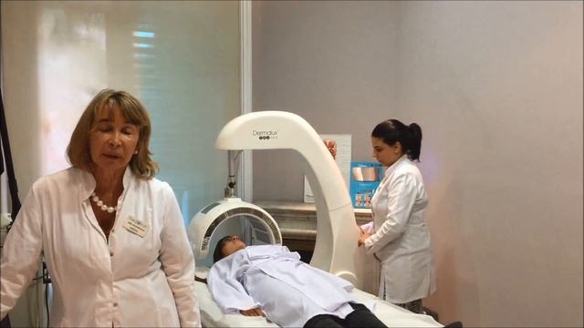 Fototerapia LED Dermalux смотреть онлайн