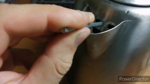 Не могу открыть крышку чайника Redmond. Простой ремонт.