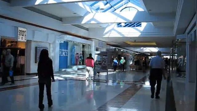 RICHMOND CENTRE -1 смотреть онлайн