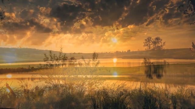 "СПЯЩЕЕ ОЗЕРО"... (Фото Александра Каткова (г.Тетиев, Киевской обл.) - Поёт Геннадий Пищаев) смотреть онлайн