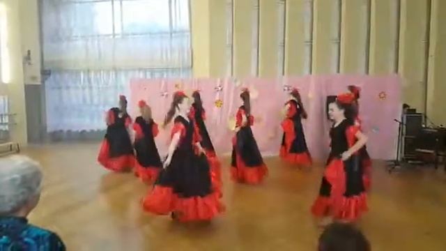 Испанский танец (пасодобль). смотреть онлайн