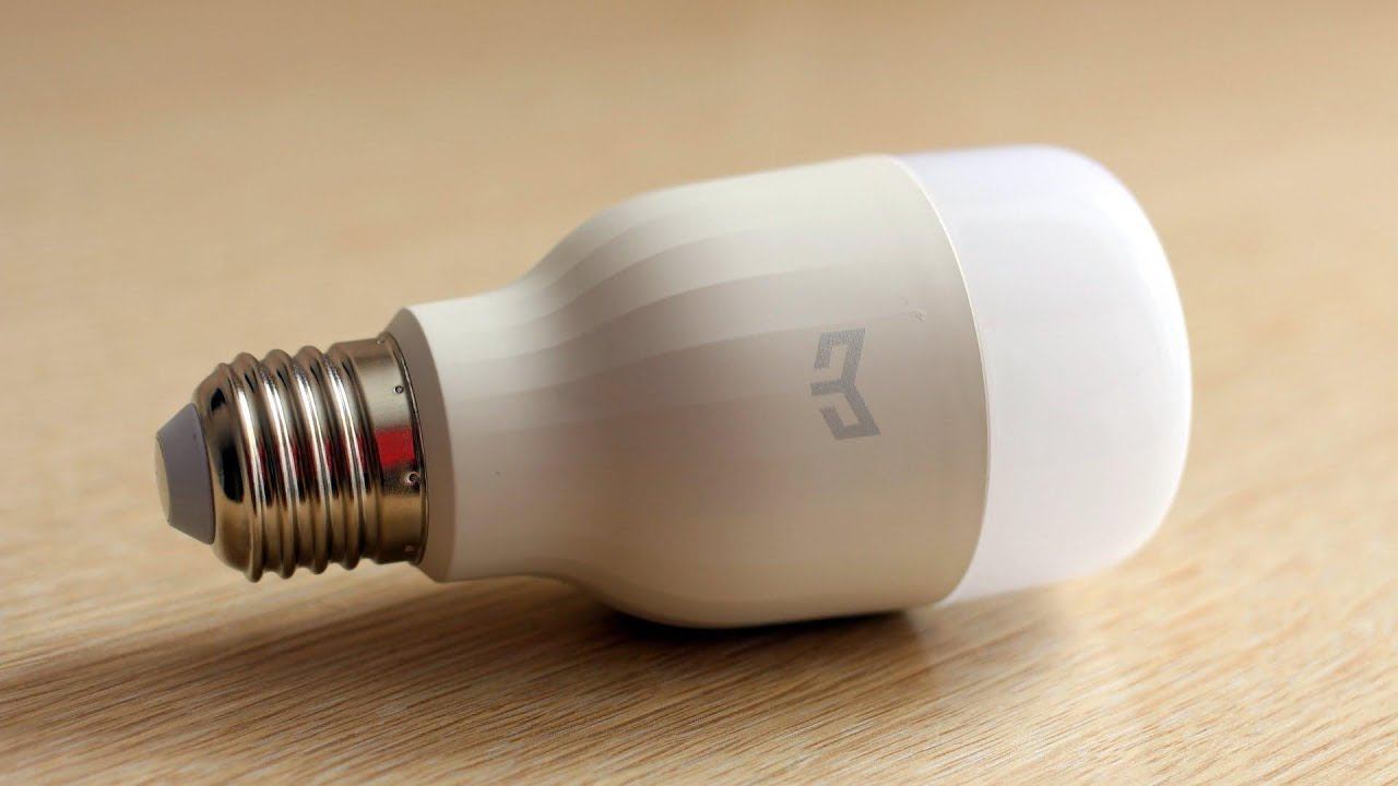 Умная лампочка Xiaomi Mi LED Smart Bulb. А умный ли дом? смотреть онлайн