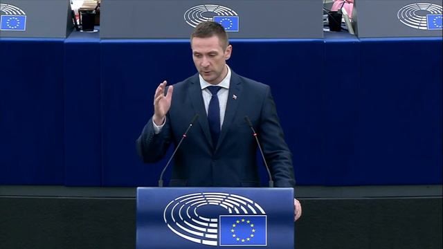 Čo sú to tie európske hodnoty? [M. Uhrík Republika 4.10.2022] смотреть онлайн