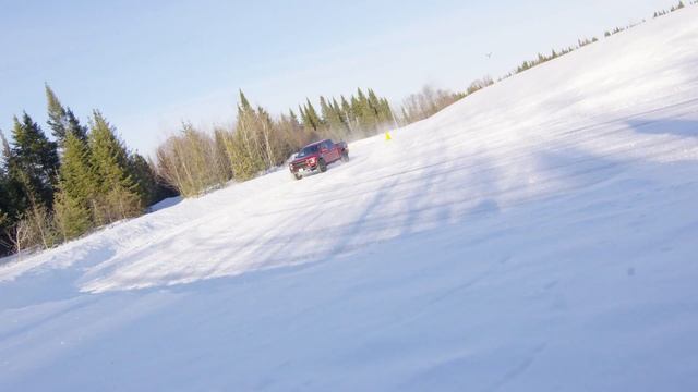 Ford F-150 Raptor and Focus RS Winter Drive Program смотреть онлайн