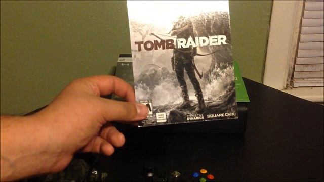 Xbox 360 E 250GB Holiday Bundle Console - Unboxing [1080p] смотреть онлайн