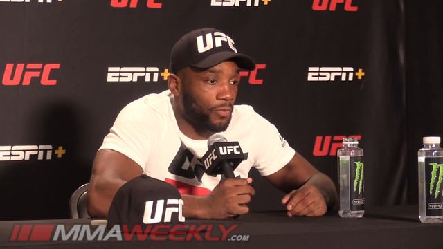Leon Edwards addresses horrific eye poke on Belal Muhammad | UFC Fight Night 187 Post смотреть онлайн